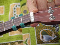 21 - Mike Perdue's uke with repositioned frets and compensated nut